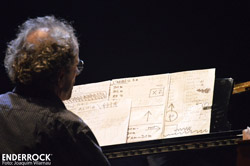 Concert de Pascal Comelade al Teatre l'Arxipèlag de Perpinyà 